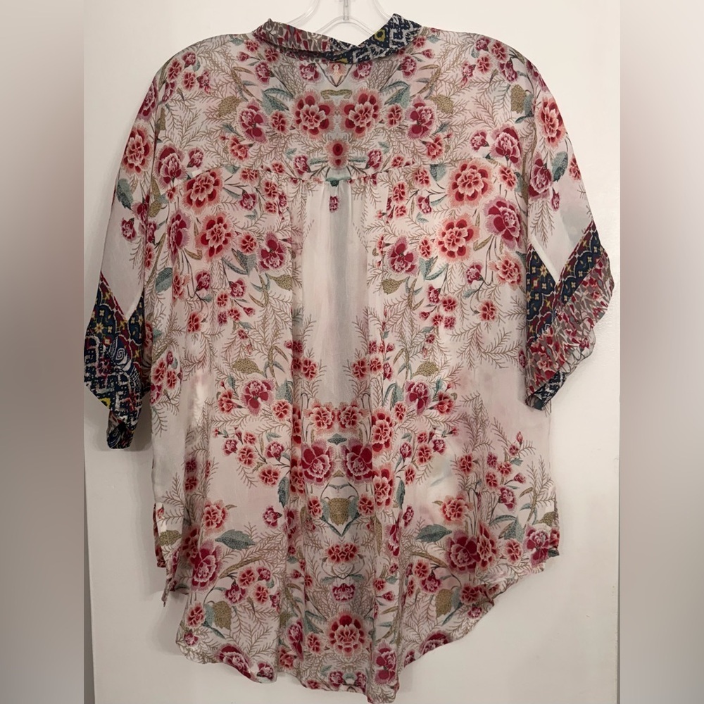 Johnny Was Aztec Lynn Short Sleeve Shirt Red Floral Size XS - Picture 4 of 8